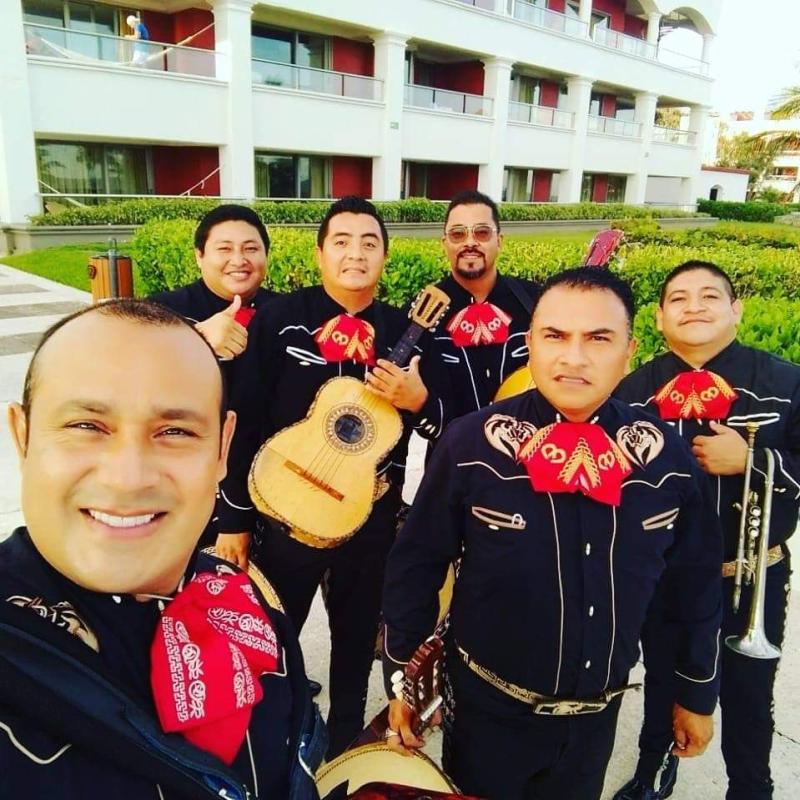 Mariachi en Playa del Carmen - Mariachi Diamante Riviera